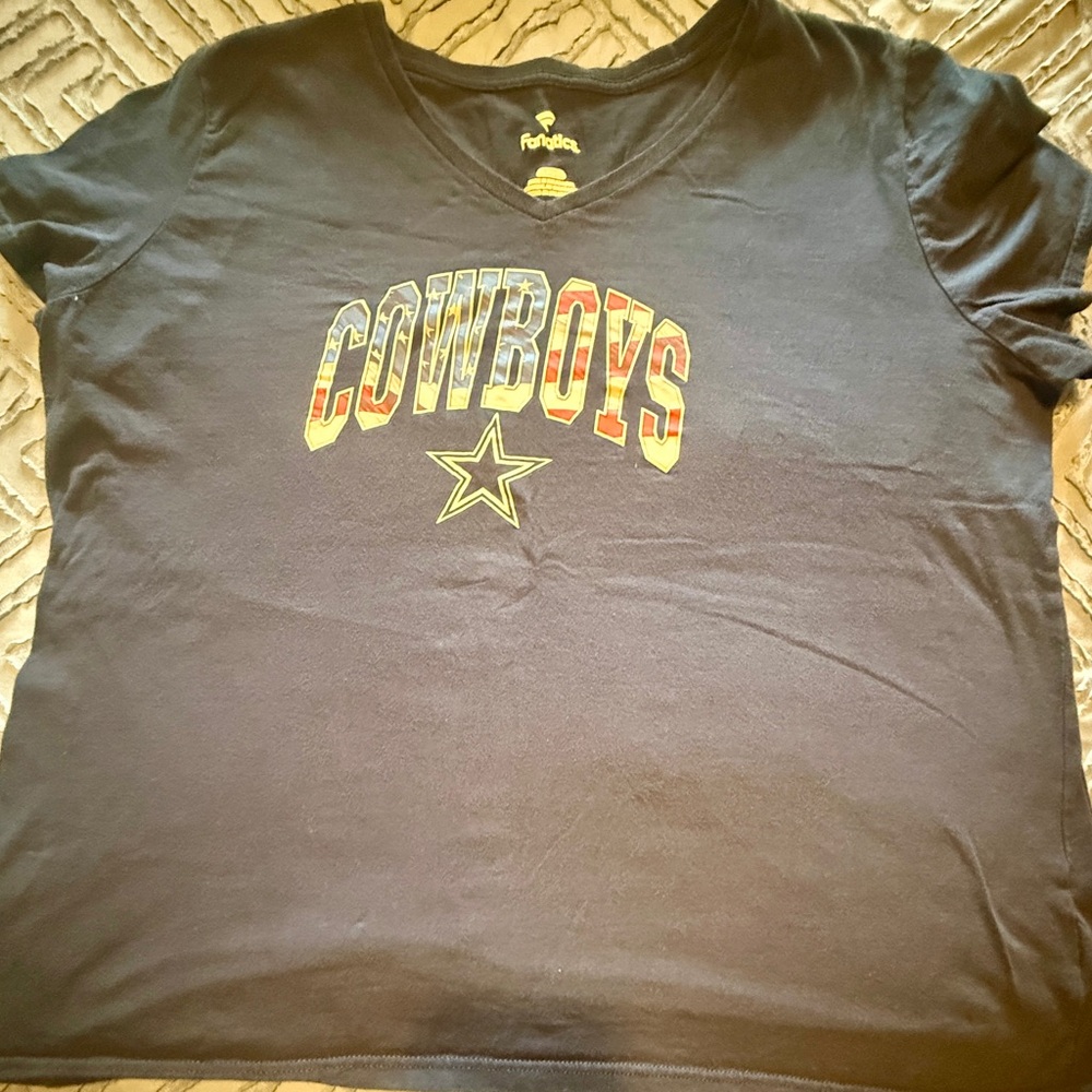 Dallas Cowboys women’s tshirt